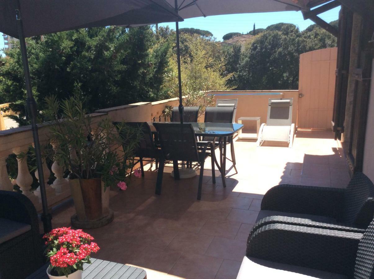 Apartamento 89 Le Grand Pin Sainte-Maxime Exterior foto